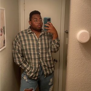 Meet your Posher, Antione